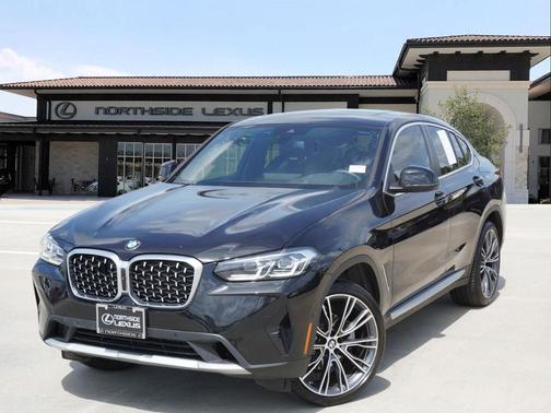 2025 BMW X4 xDrive30i