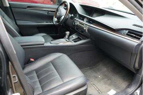 2018 Lexus ES 300h Base