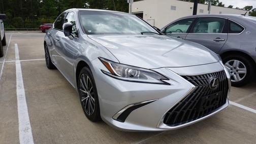 2024 Lexus ES 350 Base