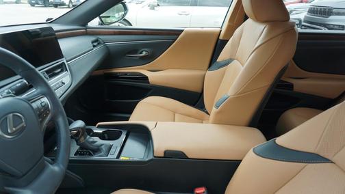 2024 Lexus ES 350 Base