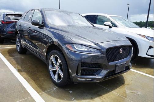 2017 Jaguar F-PACE 35t R-Sport