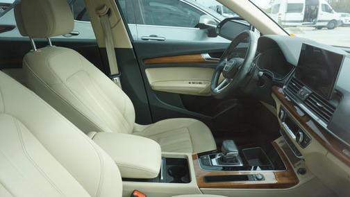 2021 Audi Q5 45 Premium Plus