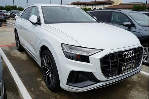 2021 Audi Q8 55 Premium Plus