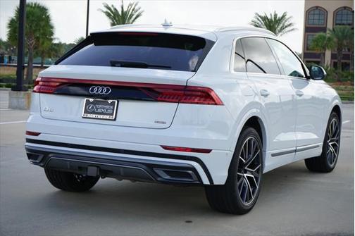 2021 Audi Q8 55 Premium Plus