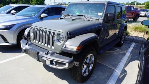 Sting-Gray Clearcoat 2019 Jeep Wrangler Unlimited Sahara