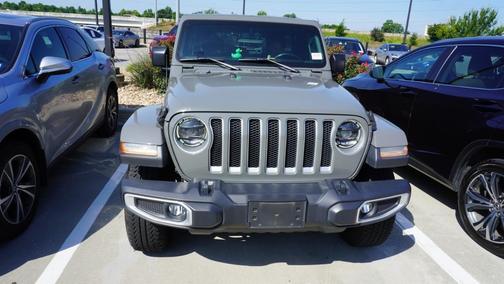 Sting-Gray Clearcoat 2019 Jeep Wrangler Unlimited Sahara