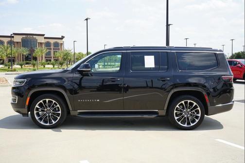 2022 Jeep Wagoneer Series II 4x2