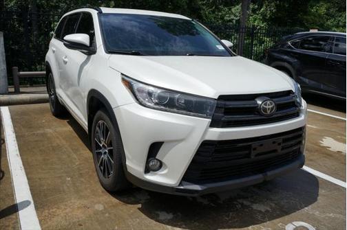 2018 Toyota Highlander SE