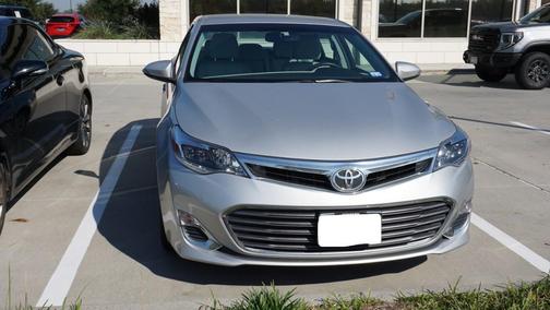 2013 Toyota Avalon XLE