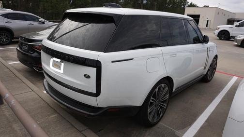2023 Land Rover Range Rover P400 SE