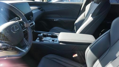 2023 Lexus RX 350 F SPORT Handling
