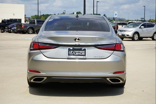 2021 Lexus ES 350 Ultra Luxury
