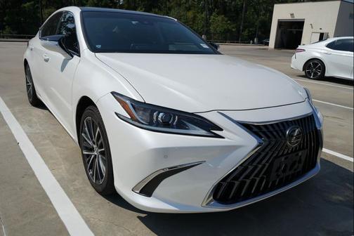 2023 Lexus ES 350 Base