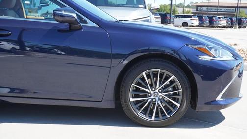 2025 Lexus ES 350 Base