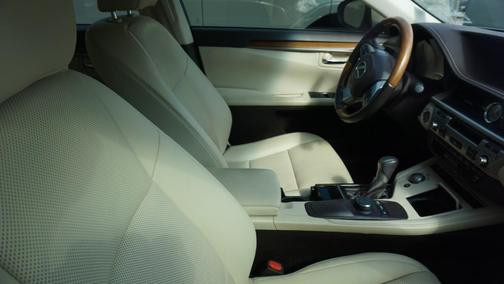 2016 Lexus ES 350 Base