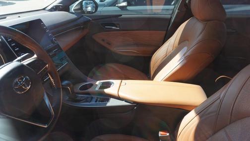 2020 Toyota Avalon Hybrid Limited