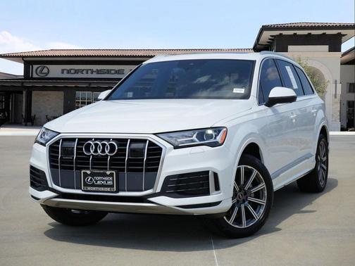 2022 Audi Q7 45 Premium Plus
