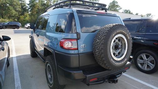 2014 Toyota FJ Cruiser Base