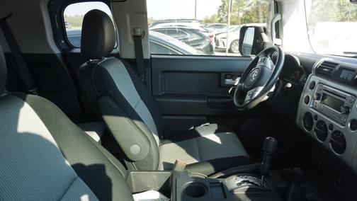 2014 Toyota FJ Cruiser Base