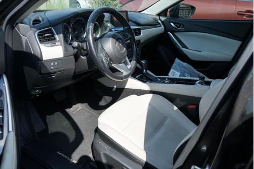 2016 Mazda Mazda6 i Grand Touring