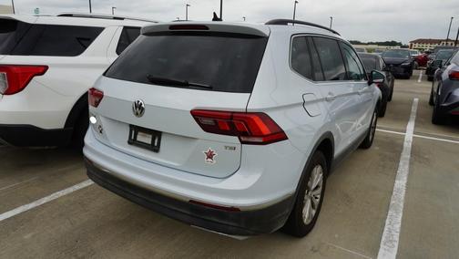 White 2018 Volkswagen Tiguan 2.0T SE
