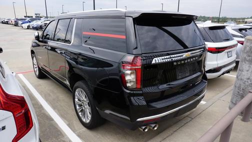 2023 Chevrolet Suburban Premier