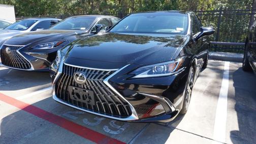 2024 Lexus ES 300h Luxury