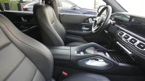 2022 Mercedes-Benz GLS 450 4MATIC