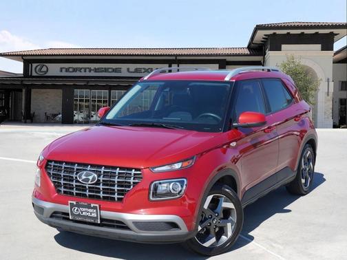 2022 Hyundai VENUE SEL