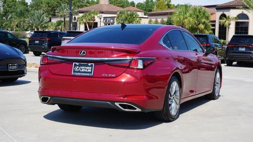 2022 Lexus ES 350 Ultra Luxury
