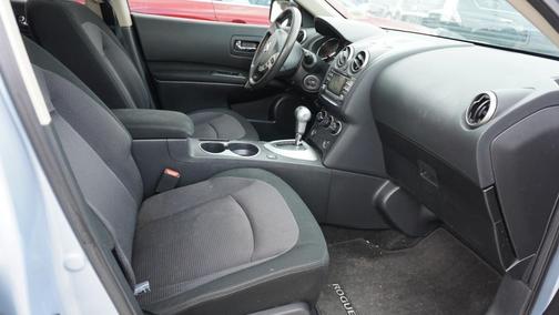 2013 Nissan Rogue SV