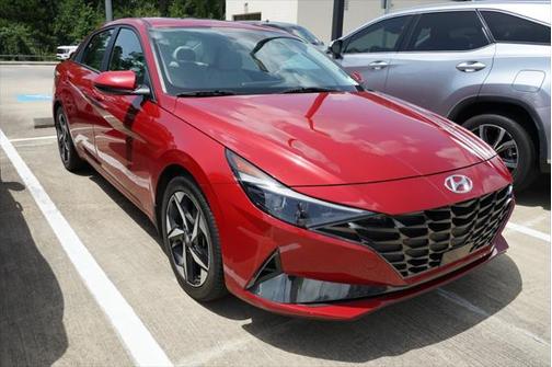 2022 Hyundai ELANTRA Limited