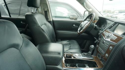 2017 INFINITI QX80 Base