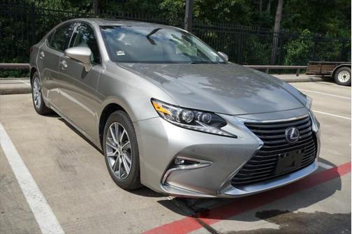 2017 Lexus ES 300h Base