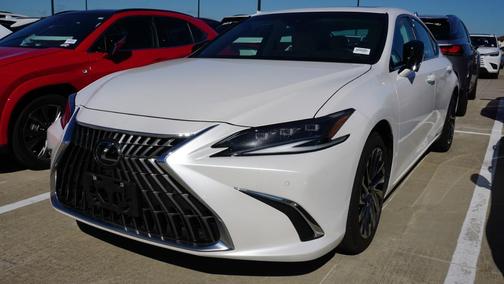 2024 Lexus ES 300h Ultra Luxury