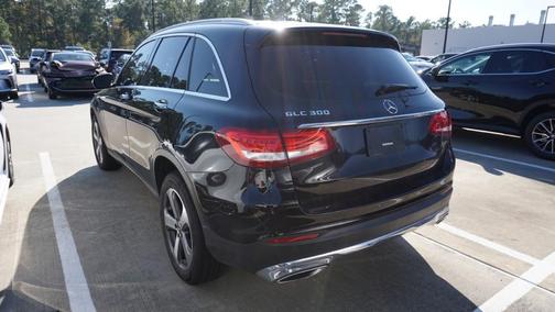 2018 Mercedes-Benz GLC 300 Base