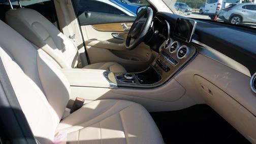 2018 Mercedes-Benz GLC 300 Base