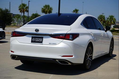 2023 Lexus ES 350 Base