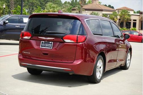 2019 Chrysler Pacifica Touring Plus