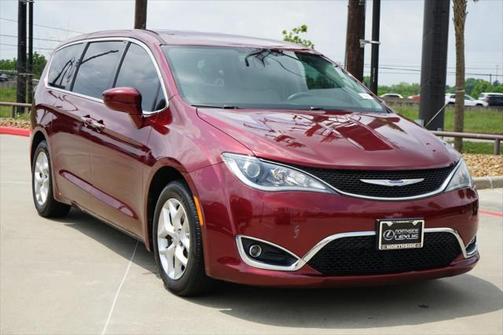2019 Chrysler Pacifica Touring Plus