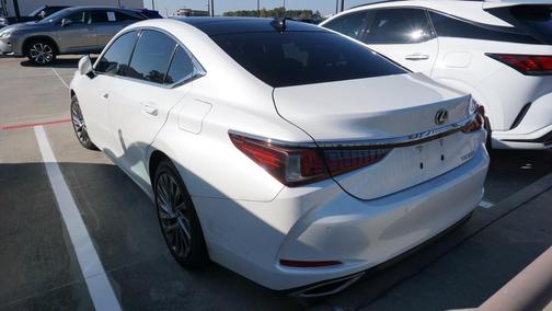 2024 Lexus ES 350 Luxury