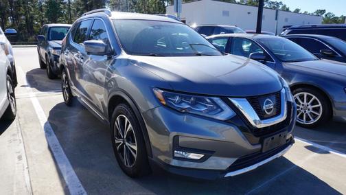 2017 Nissan Rogue SL