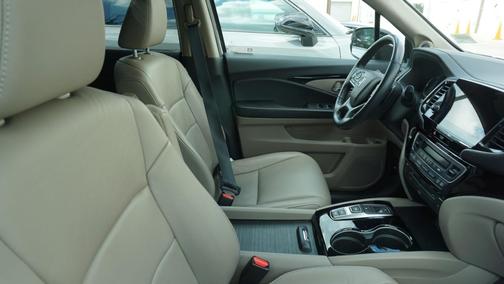 2021 Honda Pilot Touring 8-Passenger