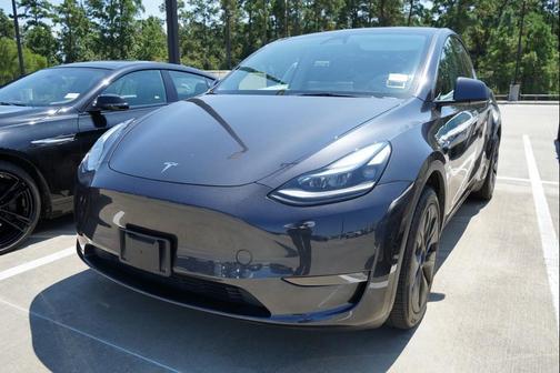 2024 Tesla Model Y Long Range Dual Motor All-Wheel Drive