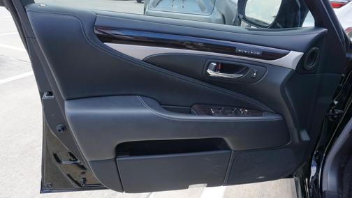 2017 Lexus LS 460 Base