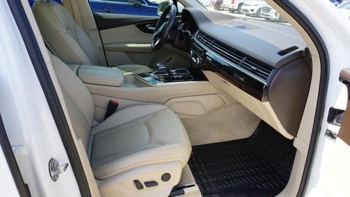 2017 Audi Q7 3.0T Premium