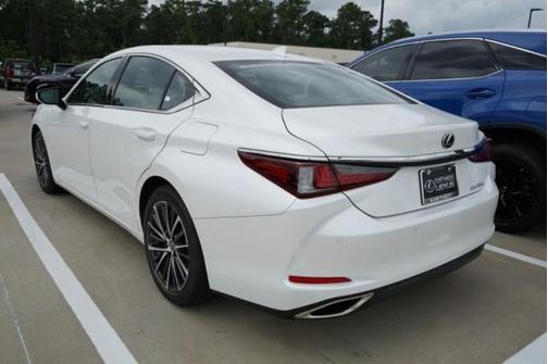 2024 Lexus ES 350 Base