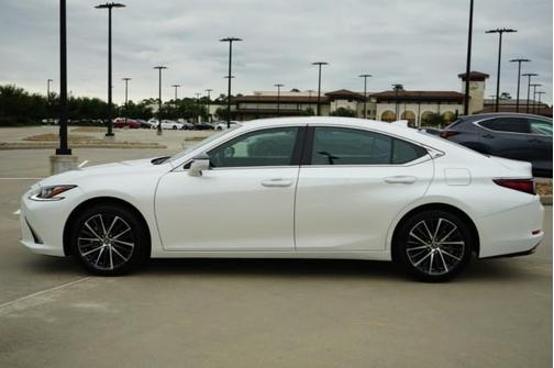 2024 Lexus ES 350 Base