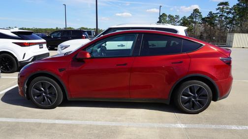 2024 Tesla Model Y Long Range Dual Motor All-Wheel Drive