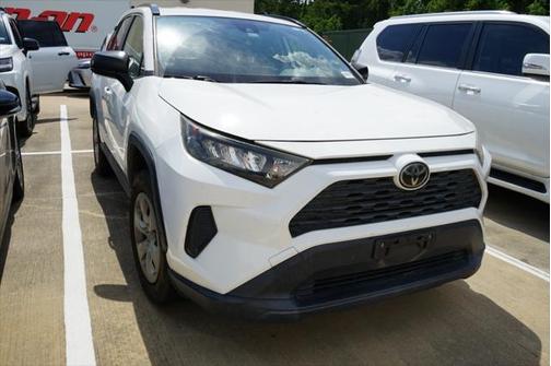 2019 Toyota RAV4 LE